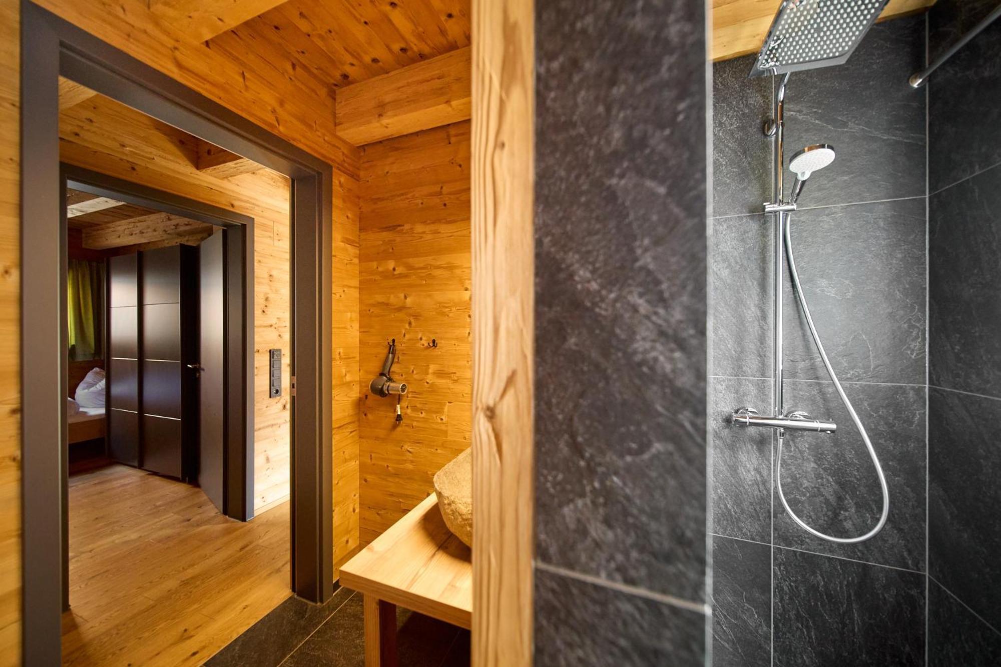 Pluenggas-Chalets Gaschurn Bagian luar foto